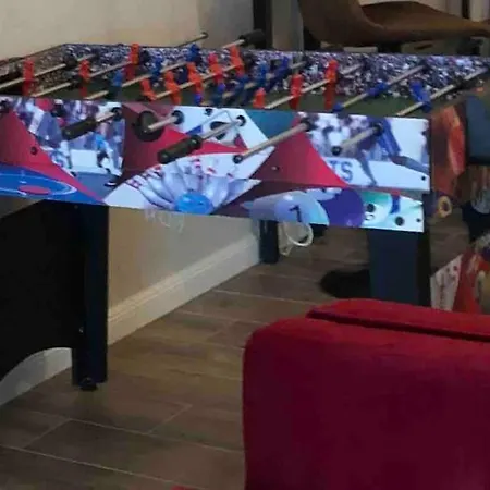 Stylisches Maybach Mit Terrasse Für 5 Personen, 5 Betten, Große Kochinsel, Homeoffice Mit 250mbit Wlan Apartment *