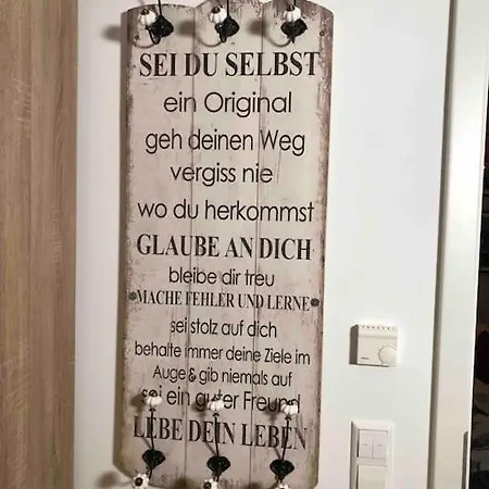 Stylisches Maybach Mit Terrasse Für 5 Personen, 5 Betten, Große Kochinsel, Homeoffice Mit 250mbit Wlan Aidlingen