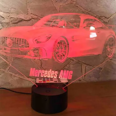 Stylisches Maybach Mit Terrasse Für 5 Personen, 5 Betten, Große Kochinsel, Homeoffice Mit 250mbit Wlan