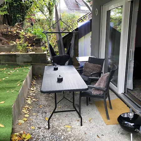 Apartment Stylisches Maybach Mit Terrasse Fuer 5 Personen, 5 Betten, Grosse Kochinsel, Homeoffice Mit 250mbit Wlan