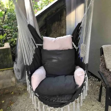 Stylisches Maybach Mit Terrasse Für 5 Personen, 5 Betten, Große Kochinsel, Homeoffice Mit 250mbit Wlan *