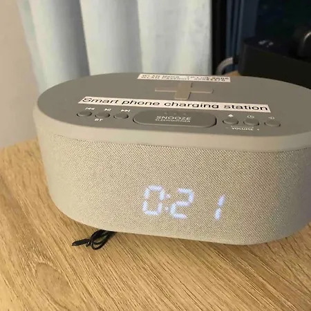 Stylisches Maybach Mit Terrasse Für 5 Personen, 5 Betten, Große Kochinsel, Homeoffice Mit 250mbit Wlan Apartment *