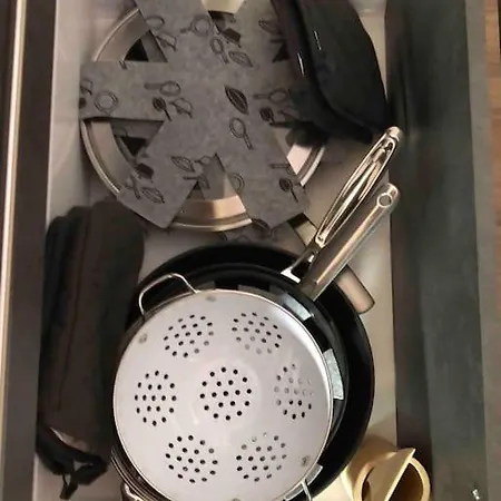 Apartment Stylisches Maybach Mit Terrasse Für 5 Personen, 5 Betten, Große Kochinsel, Homeoffice Mit 250mbit Wlan *